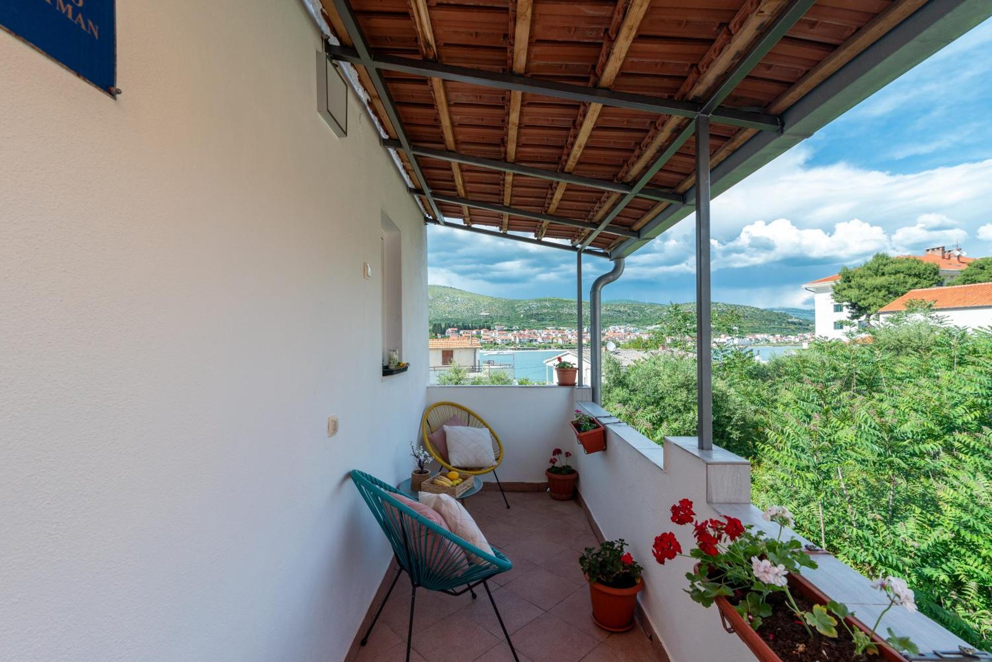 Studio Apartment Coce Trogir Exterior photo
